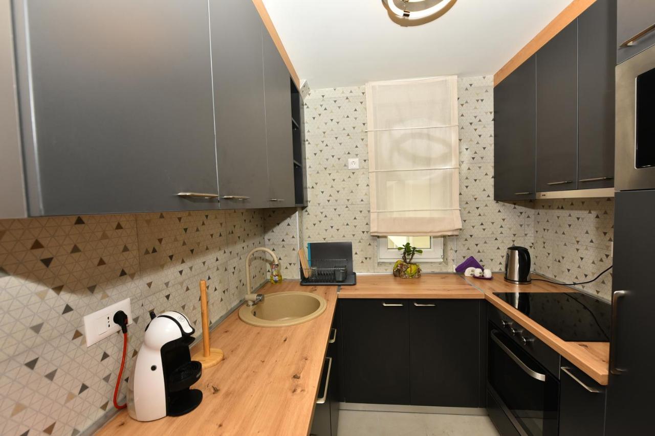 Grand Lux Apartman Cacak Exterior photo